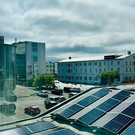 Riverside - Pet Friendly Διαμέρισμα Παρνού