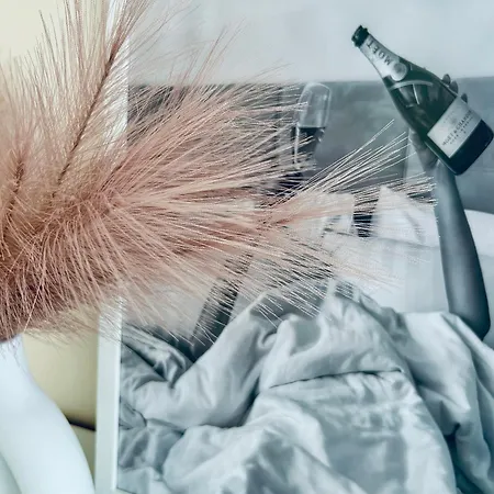 Riverside - Pet Friendly Διαμέρισμα